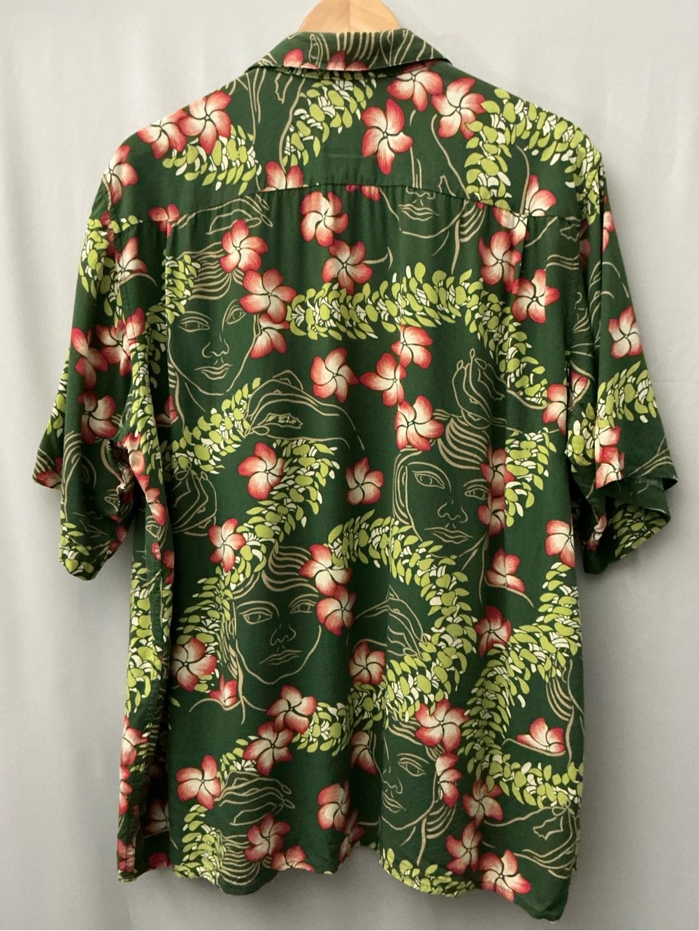 Reyn Spooner Men's Hawaiian Shirt Size L